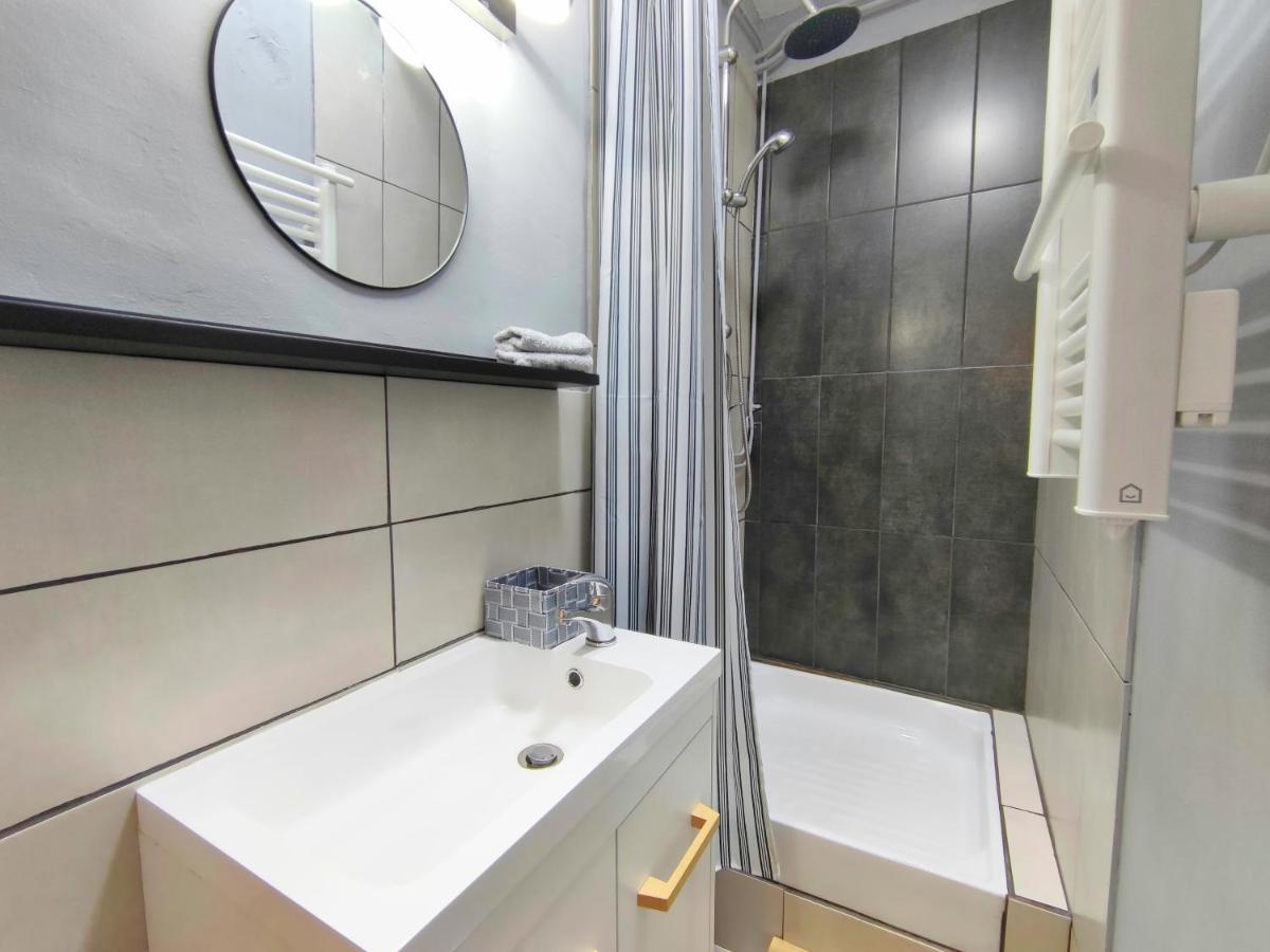 Number 22 - Le Dorat - Apartment 3 With Garden & Free Parking Екстериор снимка